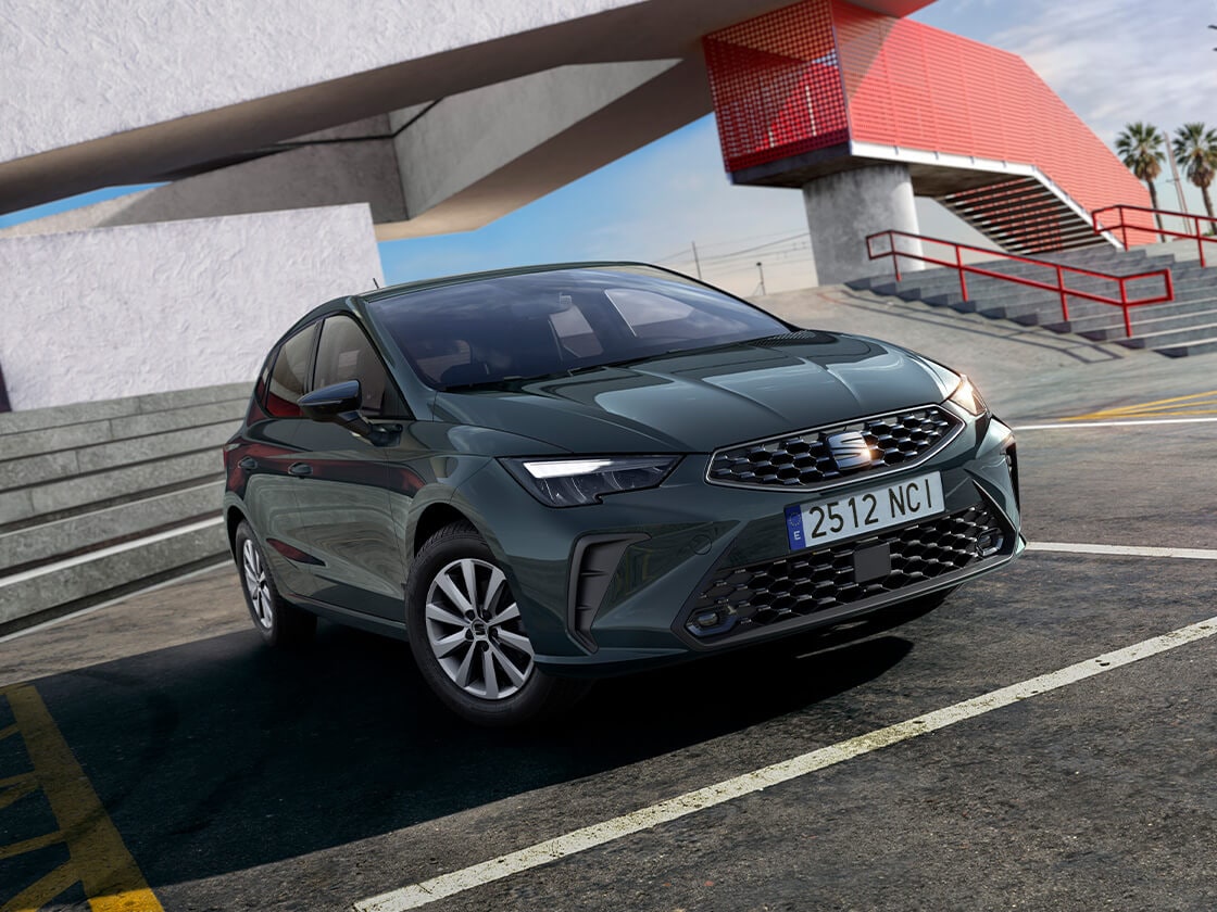 SEAT Ibiza parkerad utomhus 