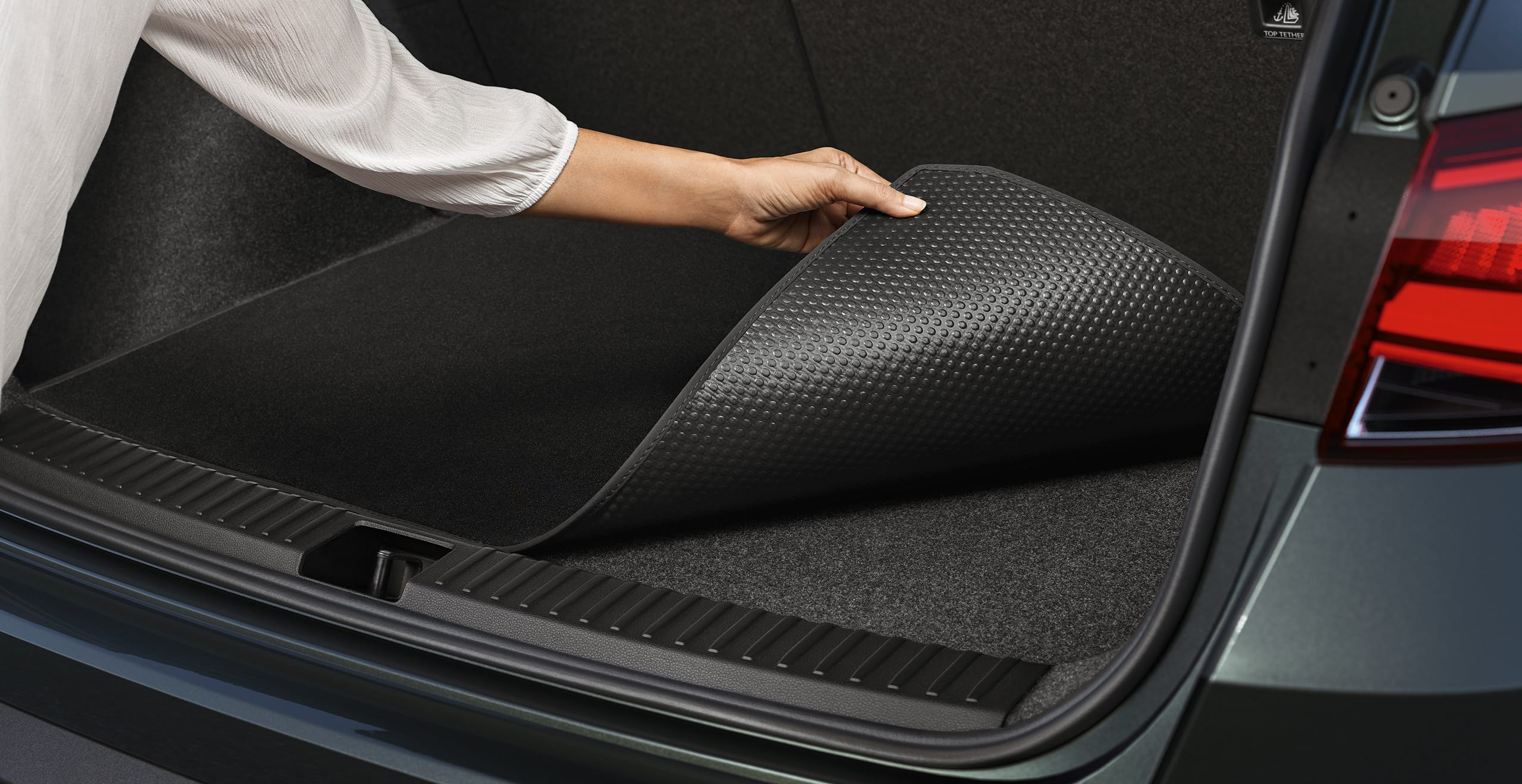 SEAT Arona tillbehör vändbar matta för bagageutrymmet