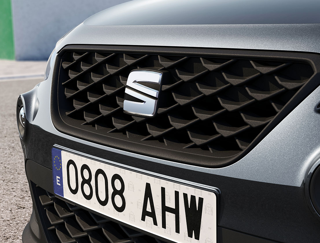 seat-arona-style-redesigned-front-grille