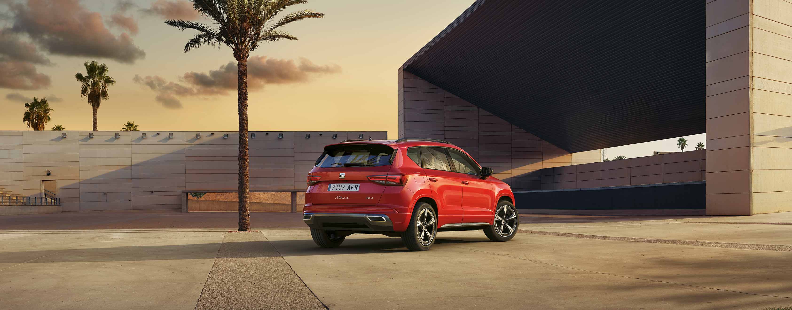seat-ateca-red-desire-parked
